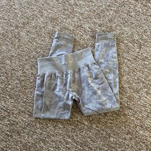 NVGTN Gray Camo Seamless Leggings